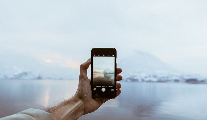 Hvorfor slår iPhonen seg av i kulden, og hva kan du gjøre?